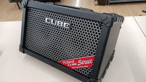 Ampli guitare stéréo roland - stéréo,